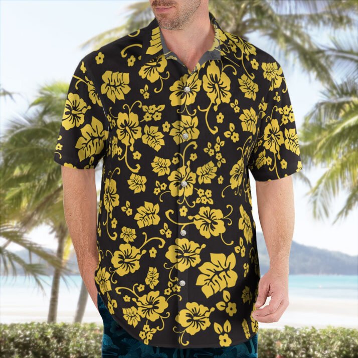Johnny Depp in Fear and Loathing in Las Vegas Yellow Hawaii Shirt (1)